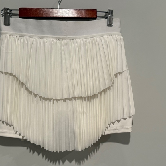 Nike Dri-Fit pleated skort - Picture 2 of 3